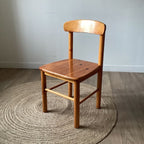 Chaise vintage en pin