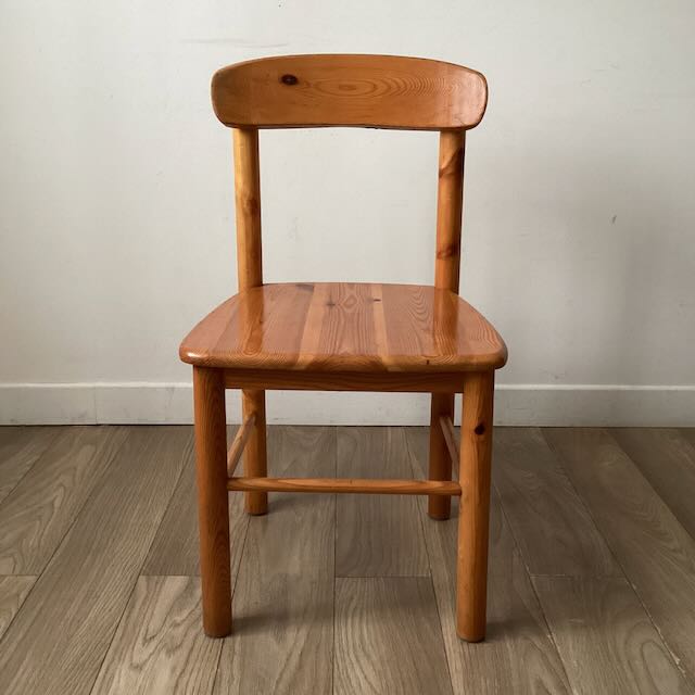 Chaise vintage en pin