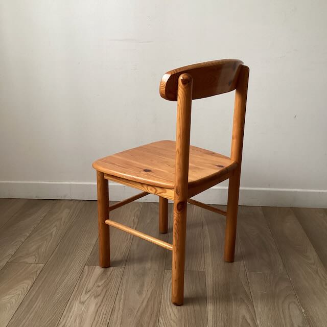 Chaise vintage en pin