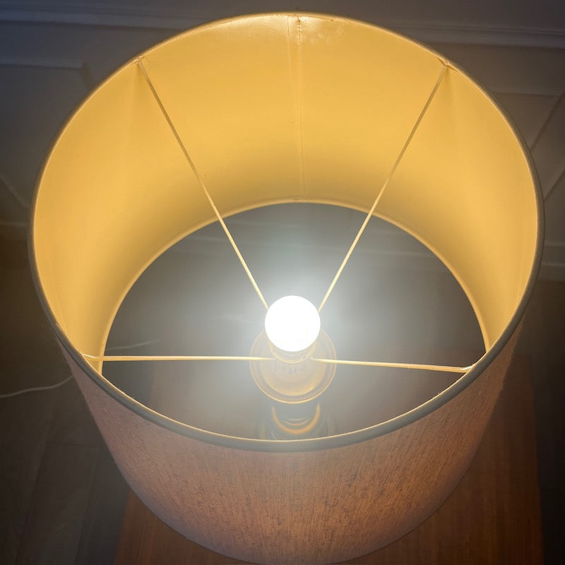 Grande lampe en bronze