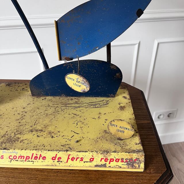 Présentoir Philips à fers à repasser