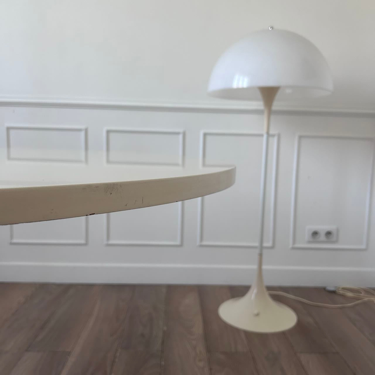 Table Wilhelm Renz 10