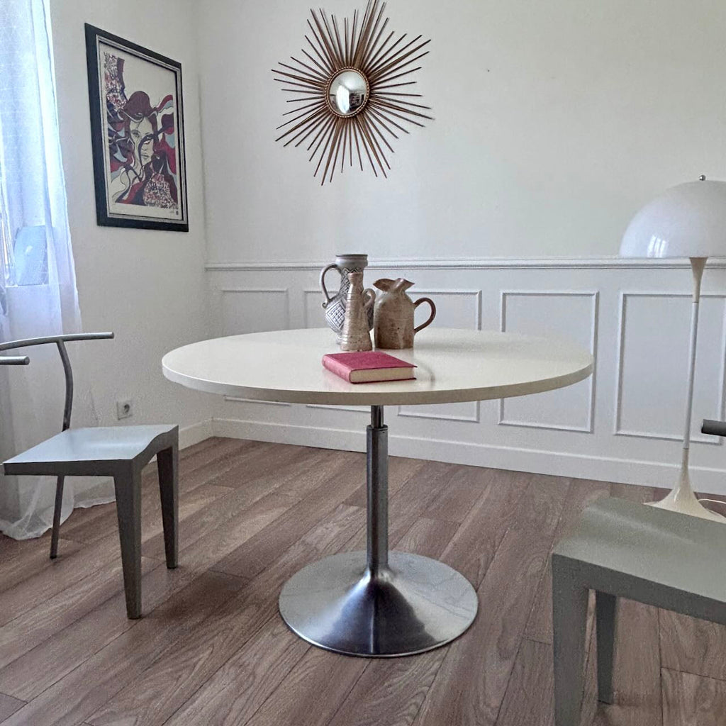 Table Wilhelm Renz 16