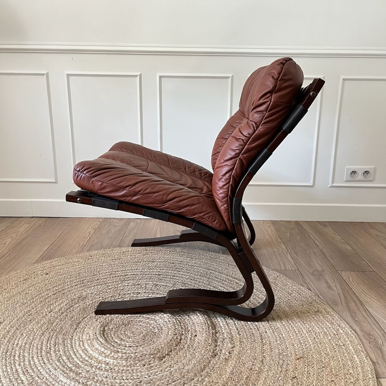 Fauteuil Kangu par Elsa Solheim et Nordhal Solheim