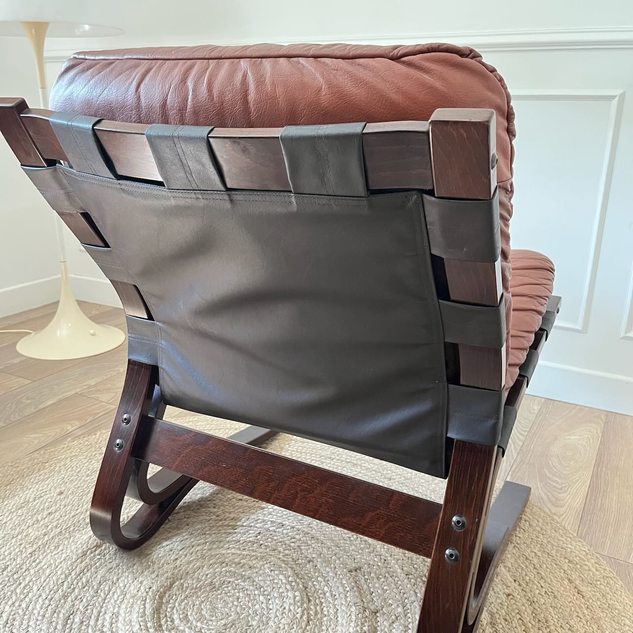 Fauteuil Kangu par Elsa Solheim et Nordhal Solheim