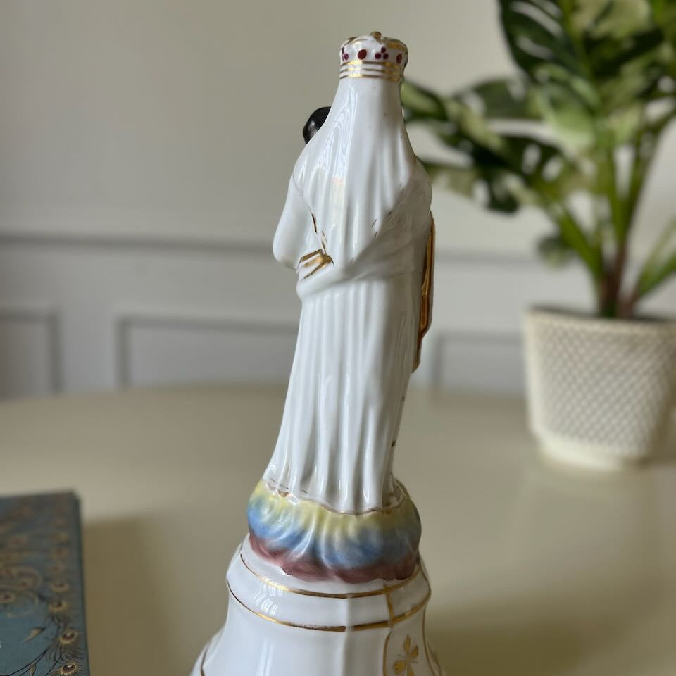 Vierge à l'enfant en faïence 7