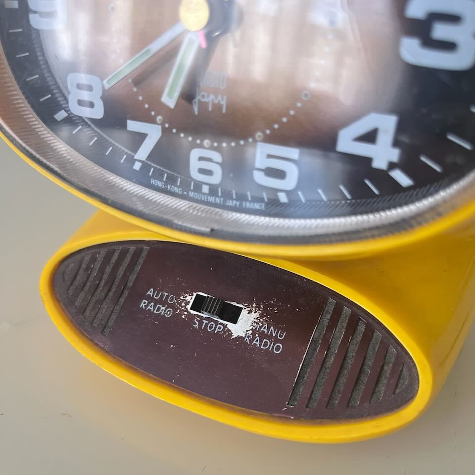 Réveil vintage Japy jaune 4