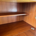 Armoire en teck scandinave