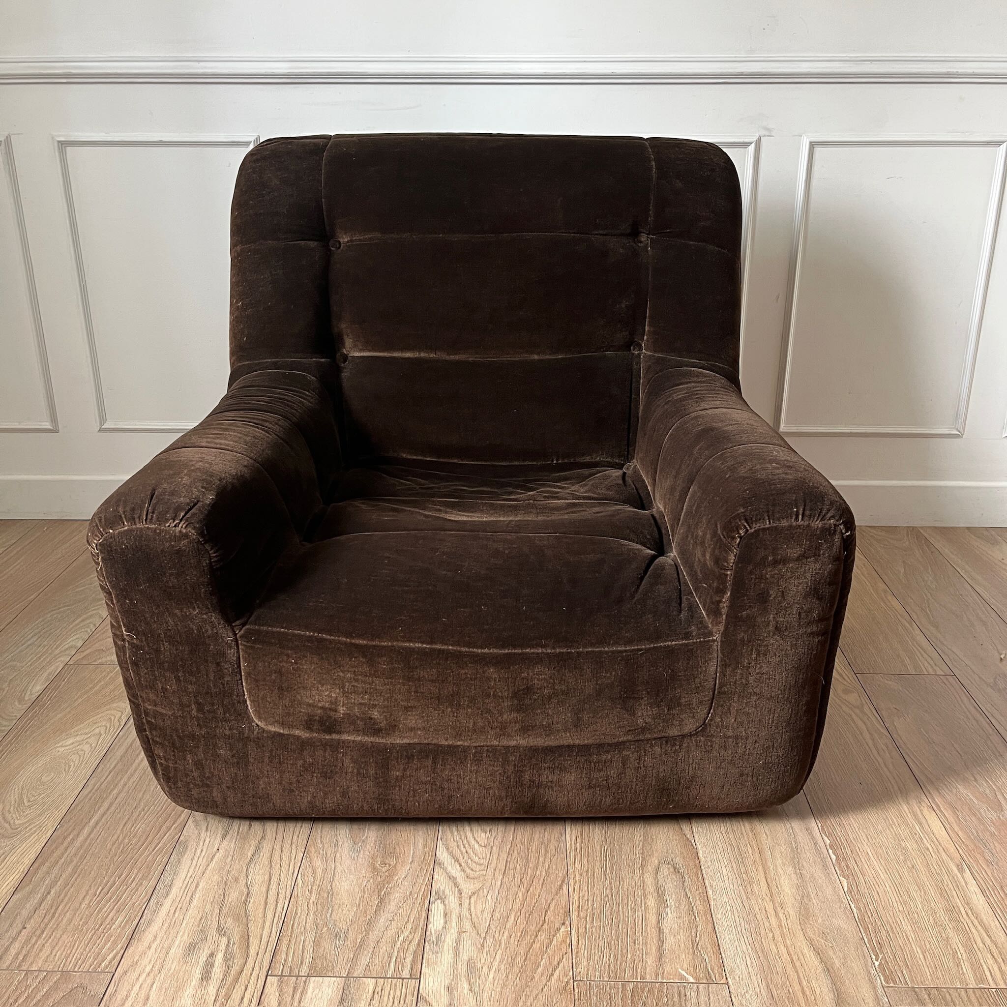 Fauteuils années 70 Arnaldo Gamba