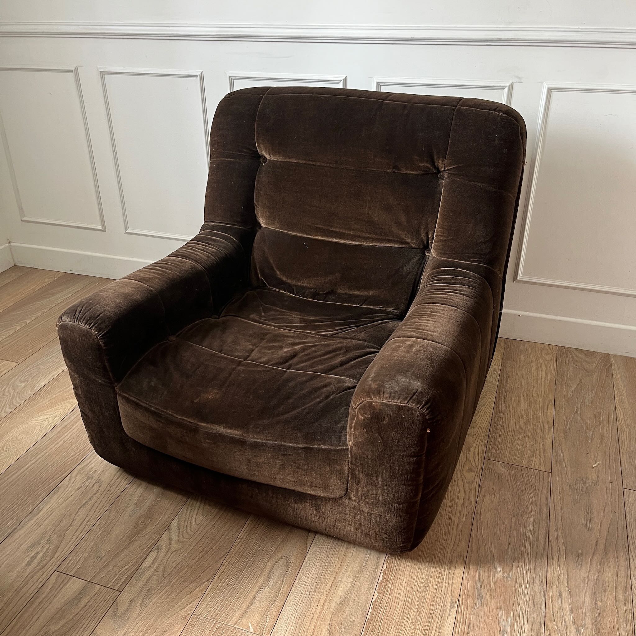 Fauteuils années 70 Arnaldo Gamba