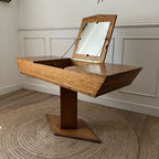 Console coiffeuse moderniste