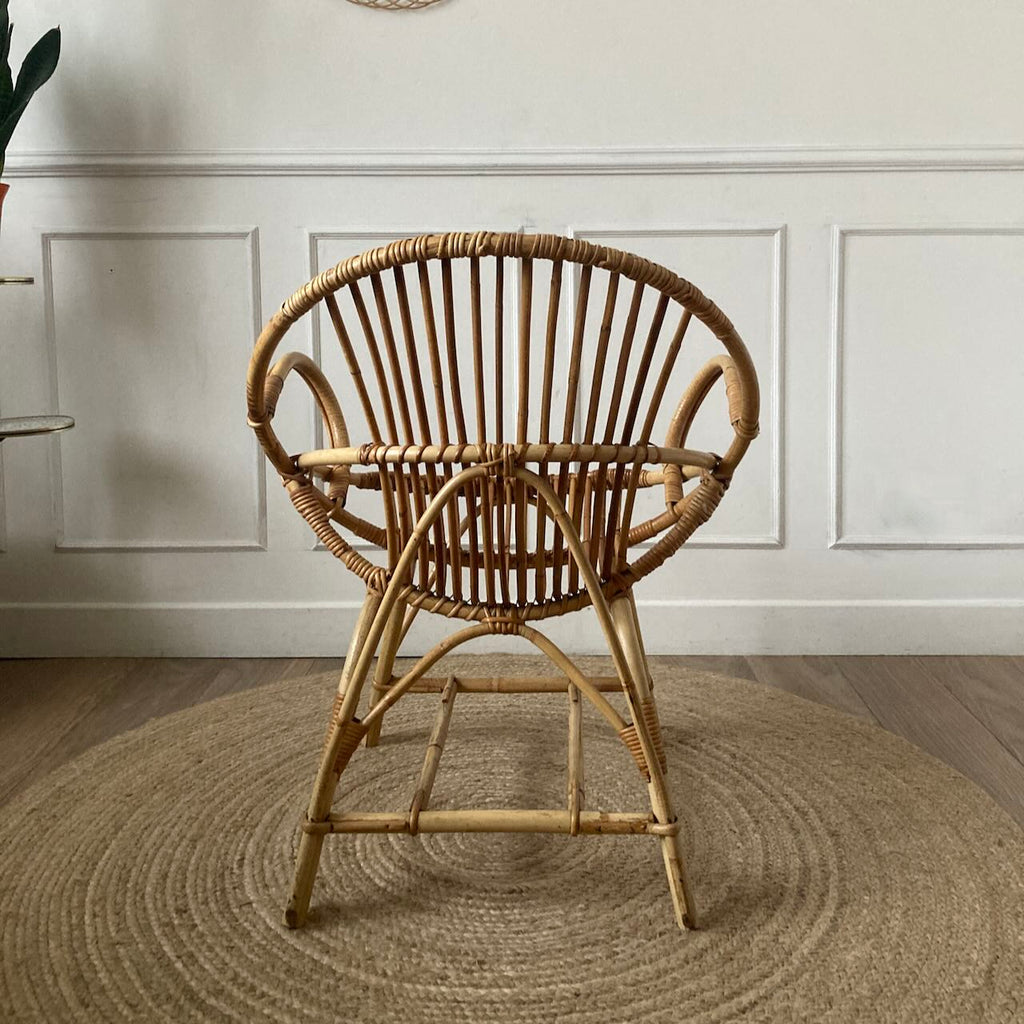 Fauteuil "coquille" en rotin