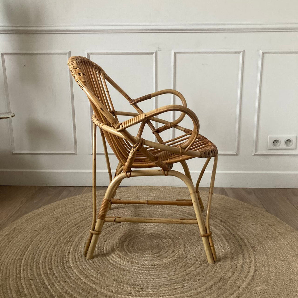 Fauteuil "coquille" en rotin