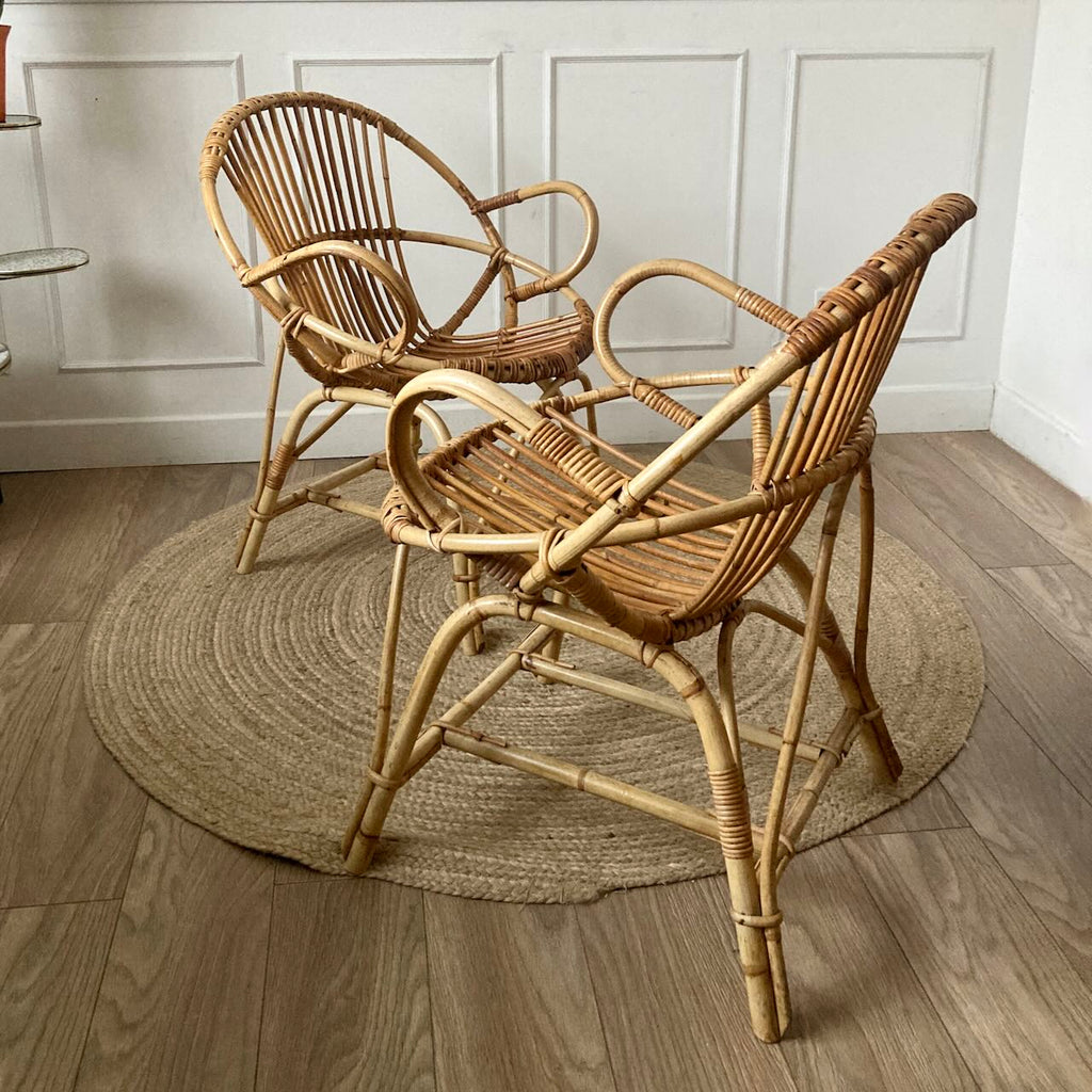 Fauteuil "coquille" en rotin