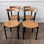 Chaises vintage en métal noir et bois