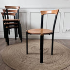 Chaises vintage en métal noir et bois