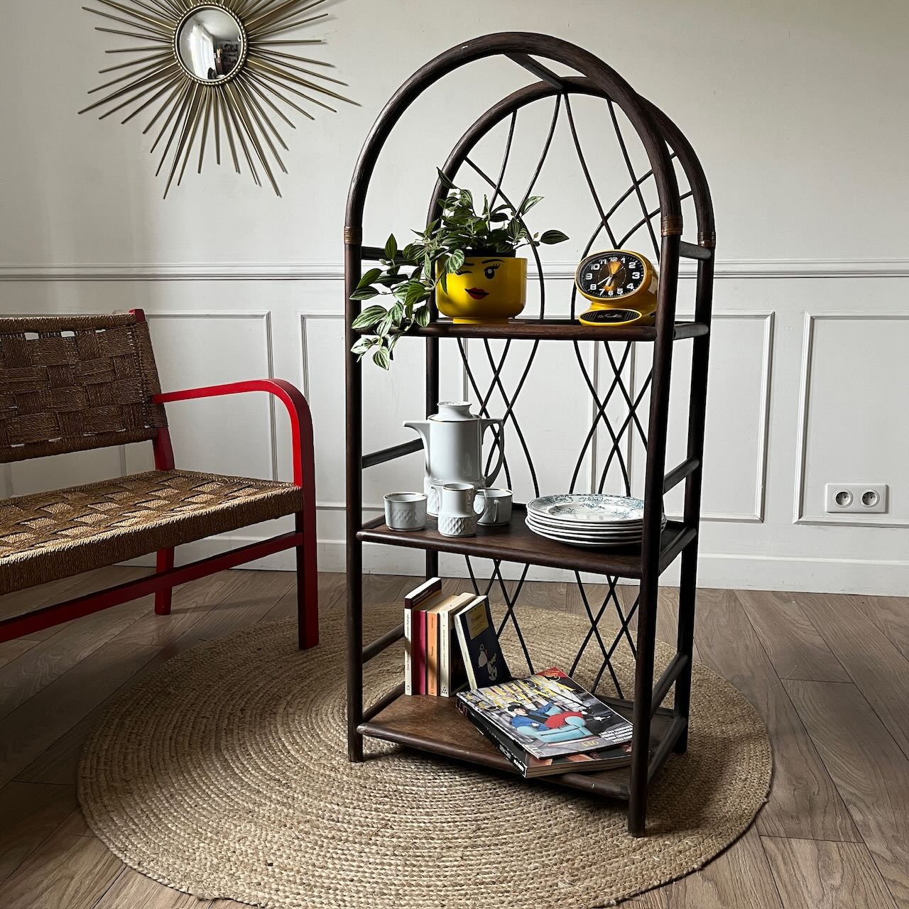 Petite étagère en rotin