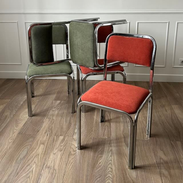 Série de 4 chaises chrome et velours côtelé vintage 2