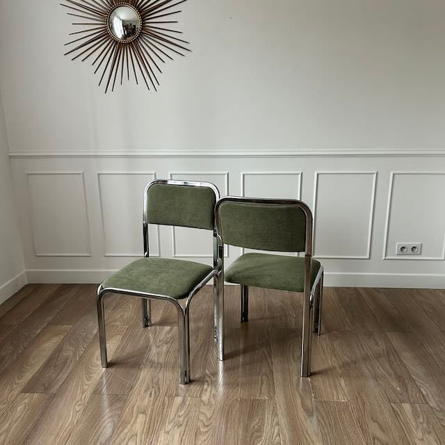 Série de 4 chaises chrome et velours côtelé vintage 4
