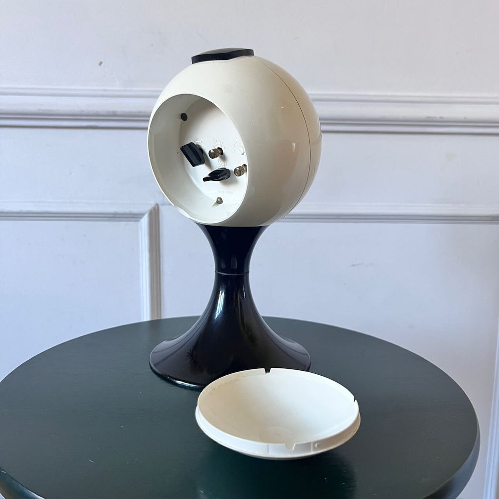 Réveil vintage sur pied tulipe