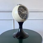 Réveil vintage sur pied tulipe