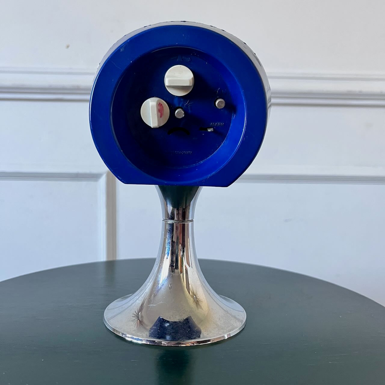 Réveil vintage Europa chrome et rouge