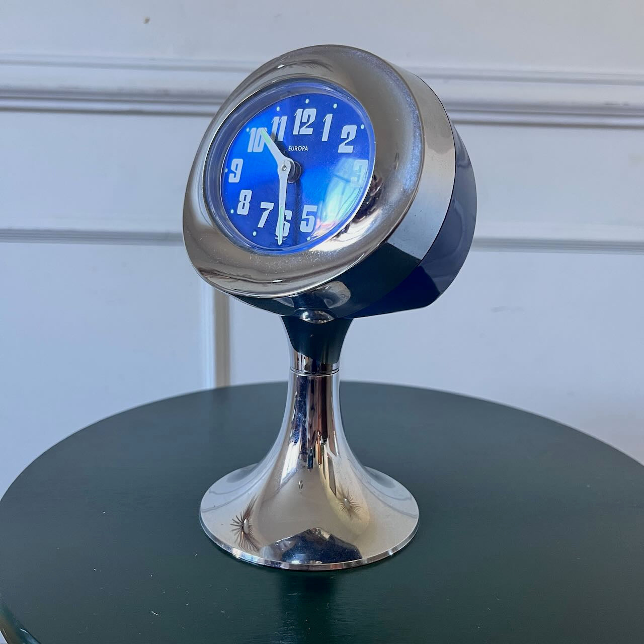 Réveil vintage Europa chrome et bleu
