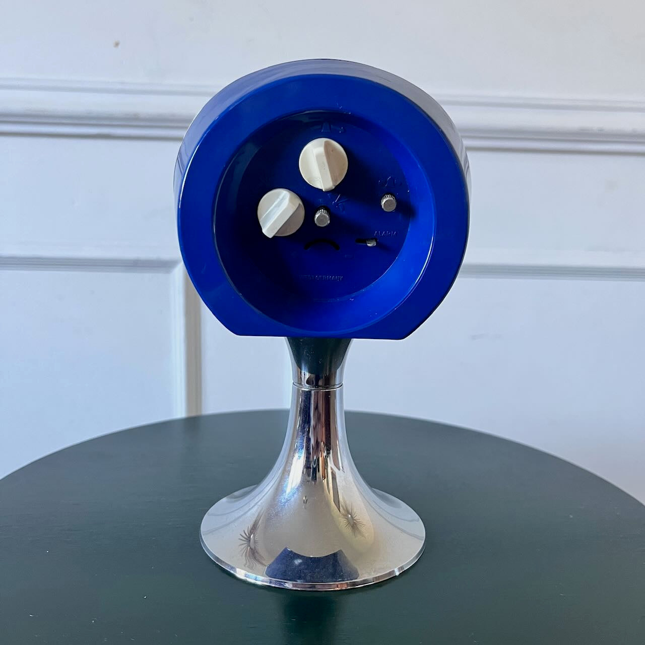 Réveil vintage Europa chrome et bleu