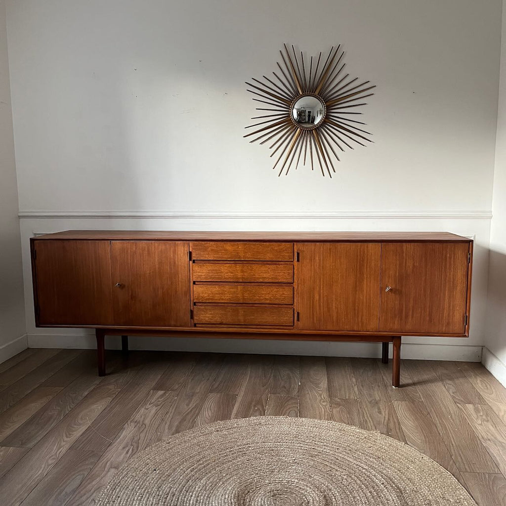 Enfilade en teck années 1960