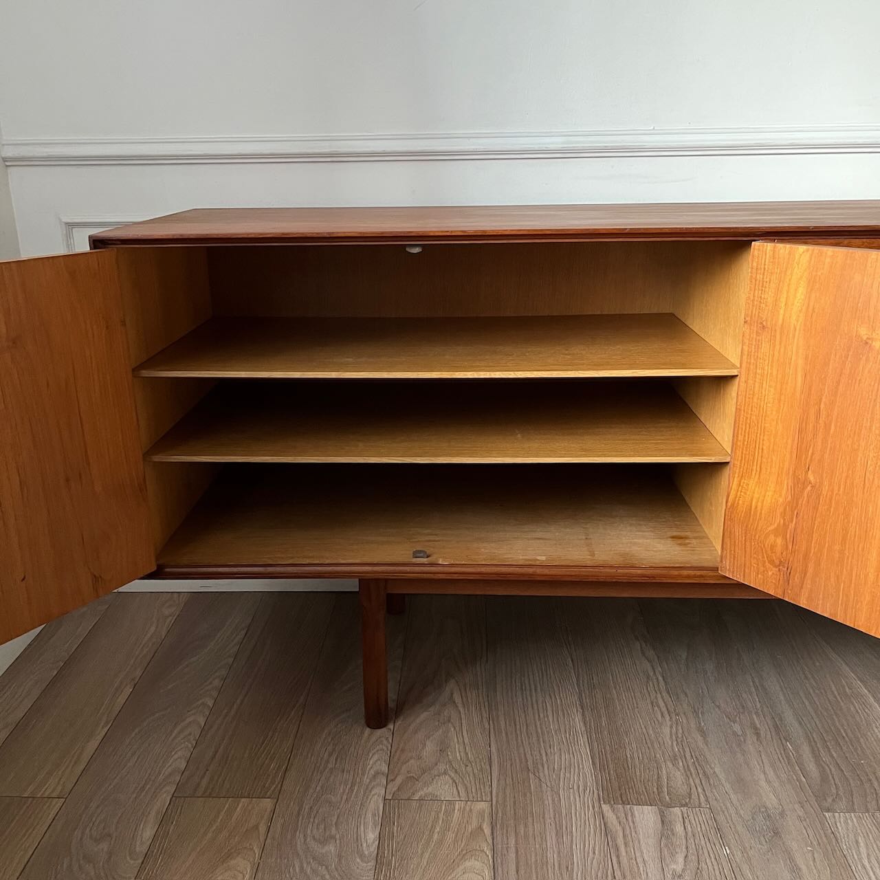 Enfilade en teck années 1960