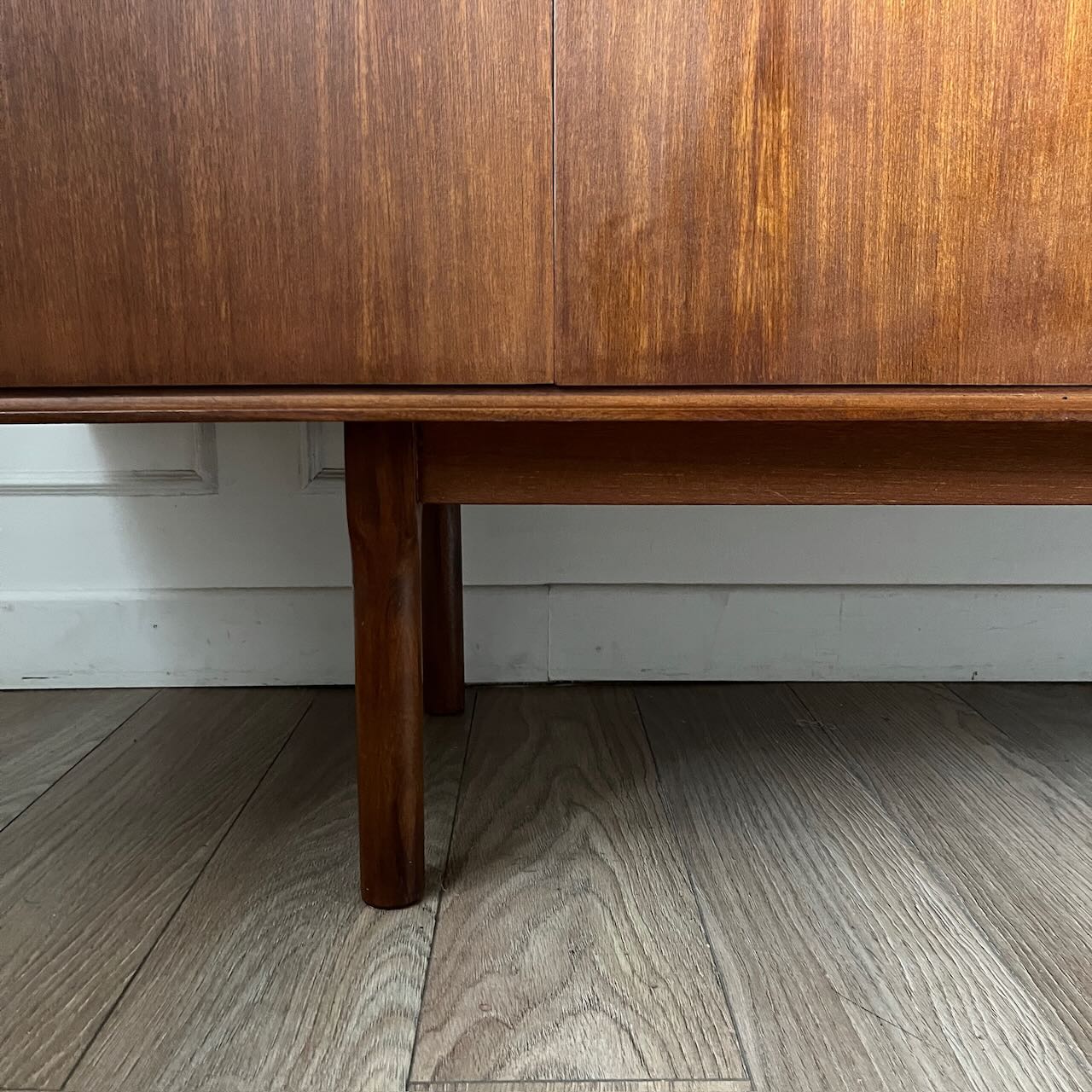 Enfilade en teck années 1960