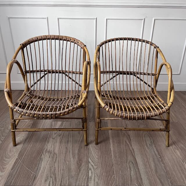 Paire de fauteuils en rotin