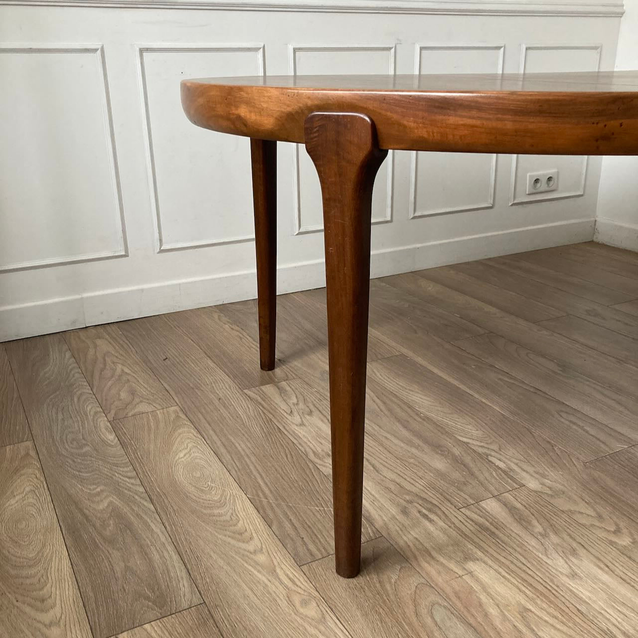 Table à manger en palissandre, 4 à 6 personnes