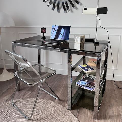 Bureau chrome et verre
