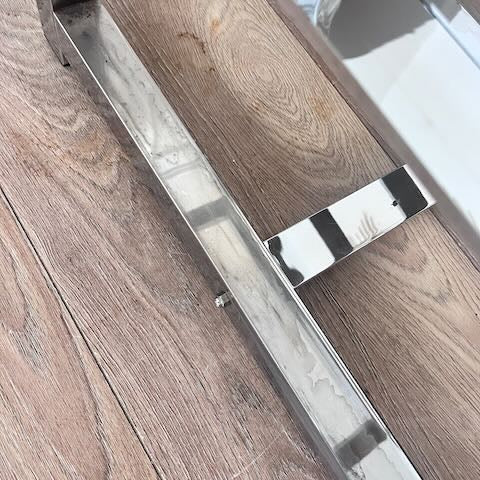 Bureau chrome et verre