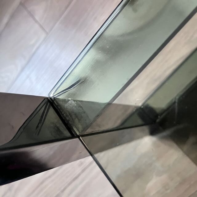 Bureau chrome et verre