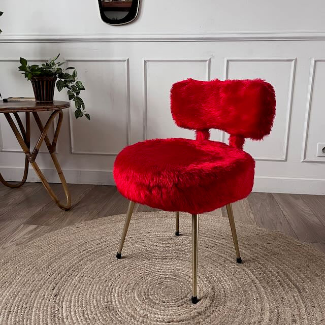 Chaise fourrure rouge vintage