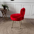 Chaise fourrure rouge vintage