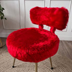 Chaise fourrure rouge vintage