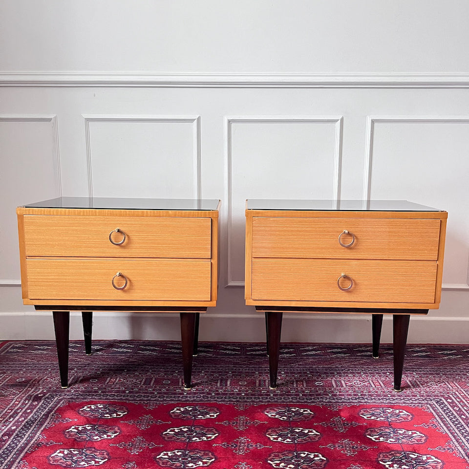 Paire de chevets vintage