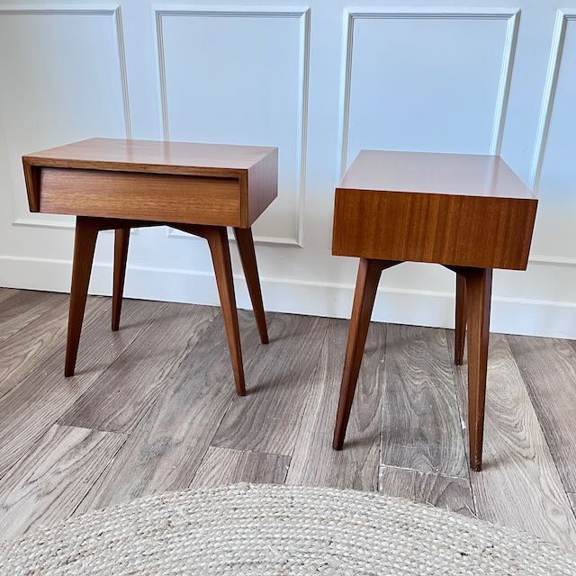 Paire de chevets vintage