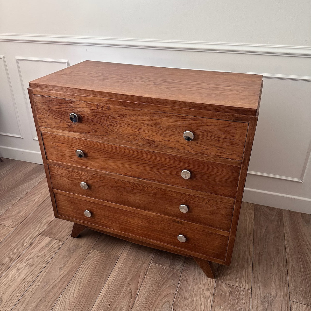 Commode vintage
