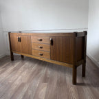 Grande enfilade brutaliste