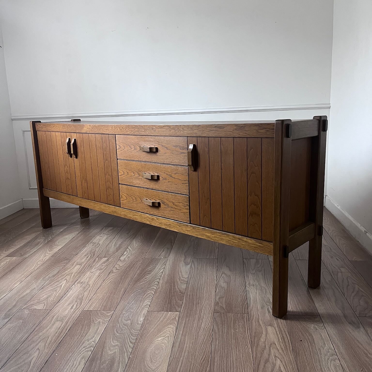 Grande enfilade brutaliste