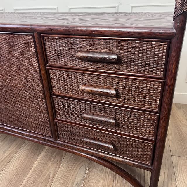 Enfilade en rotin et cannage