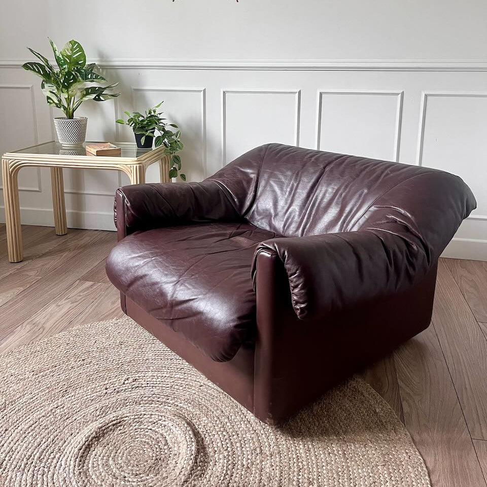 Fauteuil cuir marron années 70