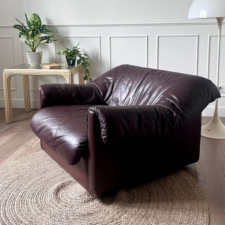 Fauteuil cuir marron années 70