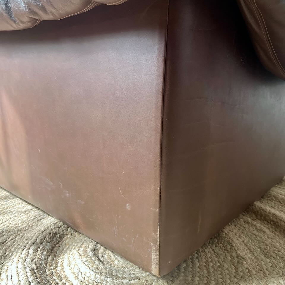 Fauteuil cuir marron années 70