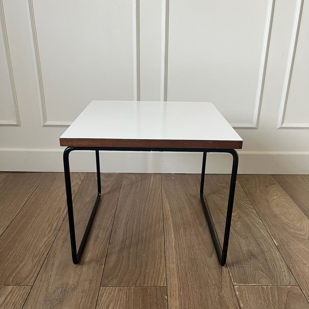 Table Volante Pierre Guariche