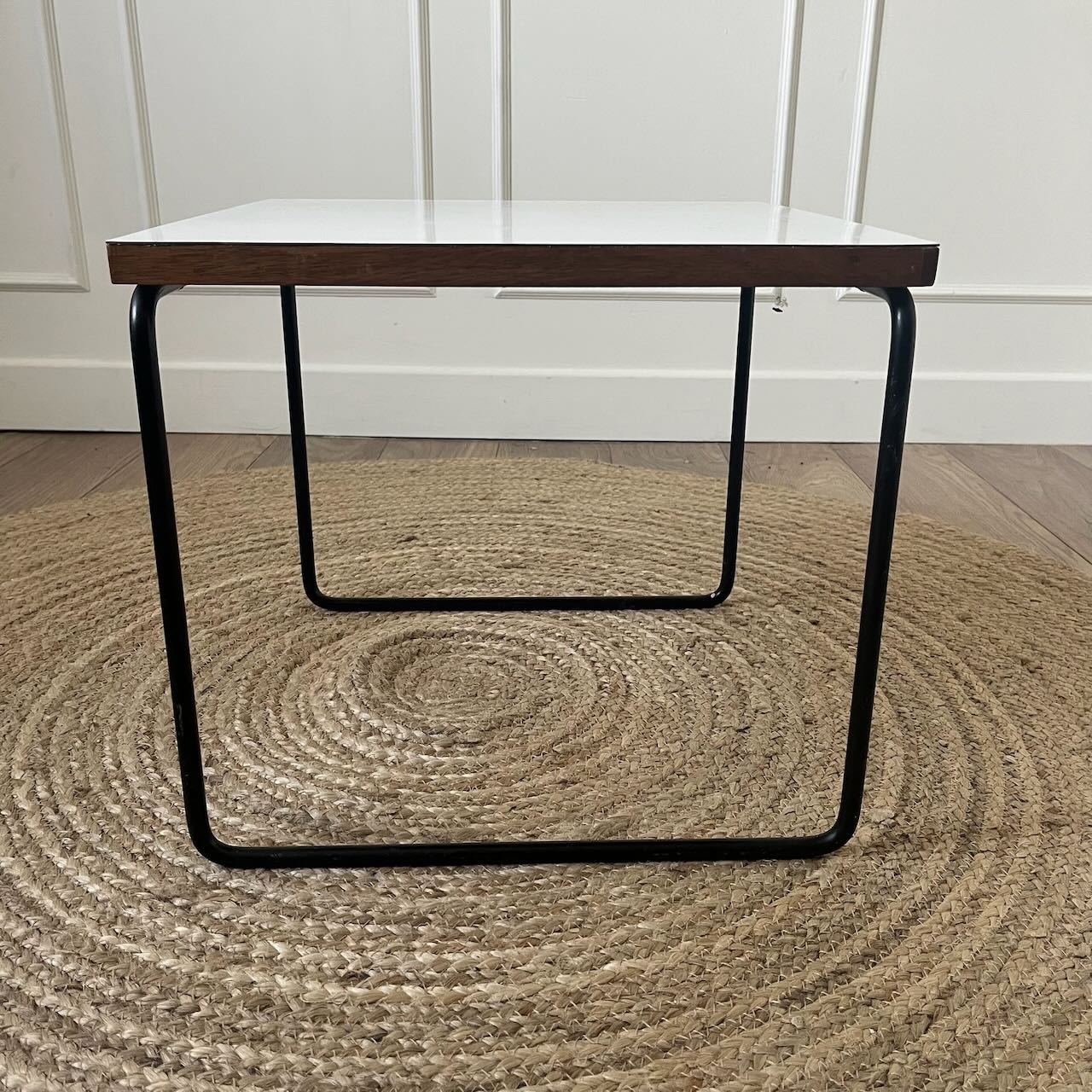 Table Volante Pierre Guariche
